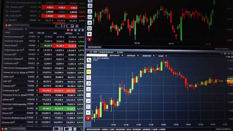 La performance des dividendes mensuels par rapport aux indices boursiers