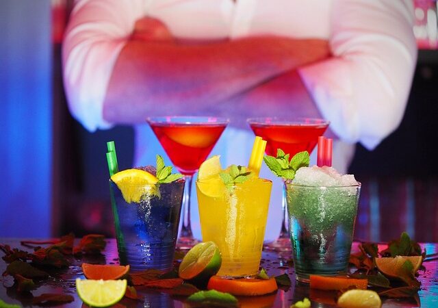 Recettes de cocktails faciles pour impressionner vos invités